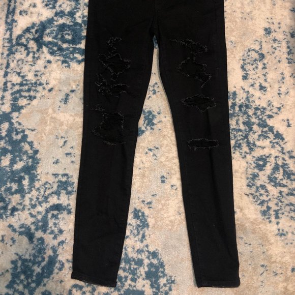 Americn Eagle High Waisted Black Ripped jeans - Picture 2 of 2
